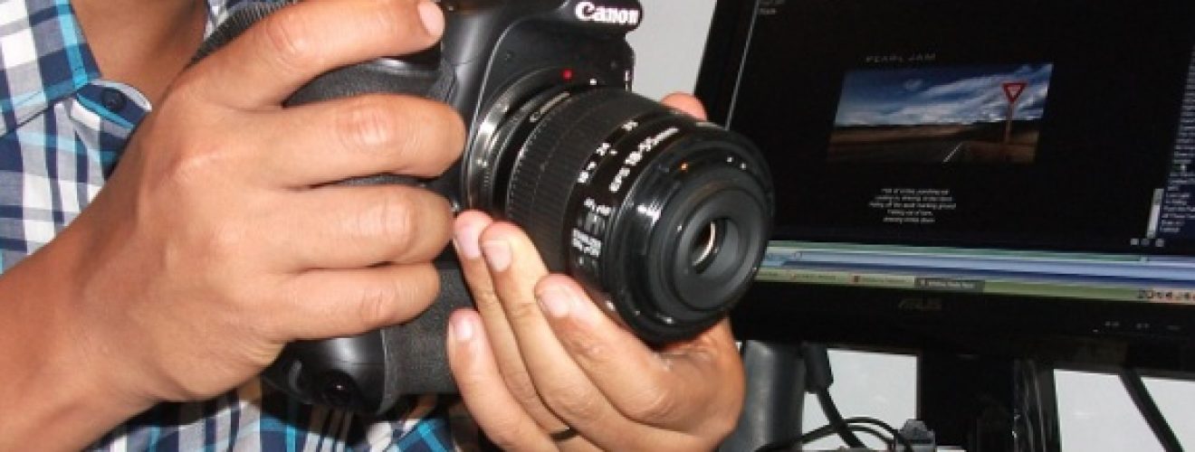 Reverse lense macro